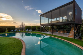 Spectacular mansion with amazing views